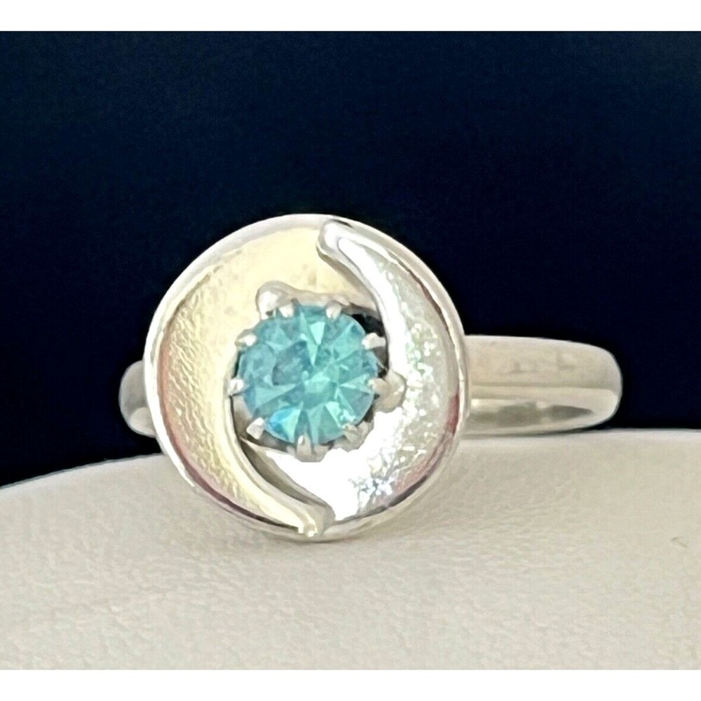 Vintage 1960s Cocktail Ring Mid Century Modernist Blue Rhinestone - 4I